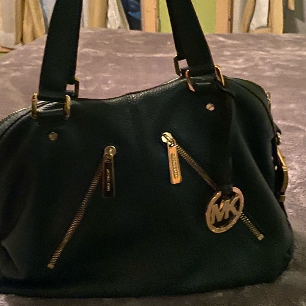 Leather green purse